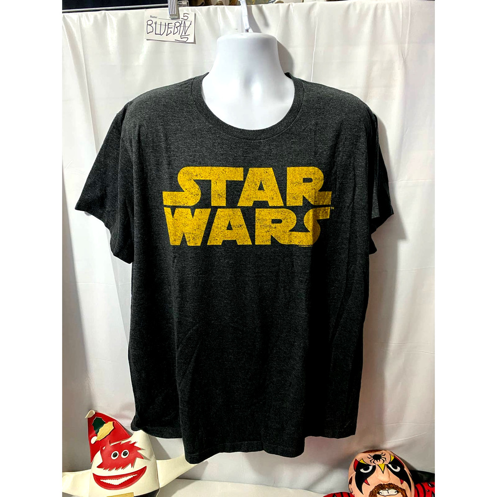 Star Wars logo Old Navy gray shirt XXL Mens